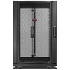 APC NETSHELTER SX 18U SERVER RACK ENCLOSURE 600MM X 1070MM W/ SIDES Juodas