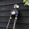 Fiskars laistymo laikmatis su dviem išėjimais