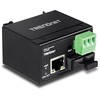 TRENDnet 100Base-FX MM šviesolaidinis keitiklis. SC, 2 km, IP 30 (TI-F10SC)