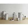 Stelton EM 77 vandens virdulys 1,5l šviesiai pilkas