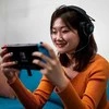 JBL Quantum 910 belaidės žaidimų ausinės, Juodos spalvos
