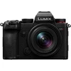 Panasonic Lumix S5D + 18-40mm