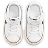 Nike bateliai
