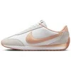 Nike bateliai