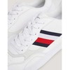 Tommy Hilfiger bateliai