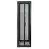 Apc NetShelter SX 42U 600 mm pločio x 1070 mm gylio korpusas su šonais Juodas