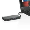 Lenovo USB-C 7-in-1 šakotuvas prijungtas prie kompiuterio