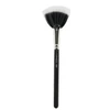 "MAC Cosmetics" plokščias vėduoklės formos veido šepetėlis 184S (Duo Fiber Fan)