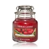 Yankee Candle Juodas Cherry Scented Candle kvapni žvakė, 623 ml