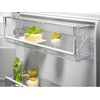 Įmontuojamas 70 cm pločio šaldytuvas su šaldikliu apačioje Electrolux ENG7TE75S
