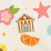 Bothy Threads Needle Minder "Beach Hut" XA73 3.5x3.5 cm