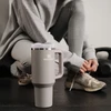 Gertuvė Stanley Quencher H2.O FlowState Tumbler 1.2L - pelenų spalvos