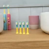 Keičiamos dantų šepetėlio galvutės „Beurer SC Wavy Clean“, vaikams nuo 6 metų, 4 vnt.