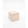 Evelatus EMC02 Digitāls koka kuba Pulkstenis Modinātājs ar termometru + USB adapteris Balts