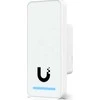 Šakotuvas „Ubiquiti UniFi Access“ antros kartos kompaktiškas vidinis/išorinis skaitytuvas organizacijoms su integruotu pasveikinimo garsiakalbiu ir LED blykste.