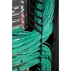 APC „NetShelter SX“ 2 dalių kabelių valdymo sistema