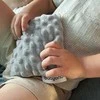 Baby Ono B.O.796/02 Vyšnių kauliukų karšto vandens butelis, pilkas