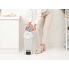 Šiukšlių dėžė BRABANTIA StepUp, su pedalu, šviesiai pilkos sp., 16 l