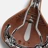 Brooks BROOKS B17 CARVED SHORT balnelis, rudas, plieniniai lankeliai, svoris 460 g, linija „Leather"