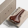 Brooks BROOKS SWIFT balnelis, rudos spalvos, plieniniai lankai, svoris 510 g, „Leather" linija