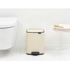 Brabantia Bo Pedal Bin 7L - Soft rusvai gelsvas