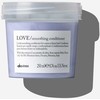 Davines Essential Haircare LOVE Smoothing Conditioner glotninamasis kondicionierius nepaklusniems plaukams, 250 ml