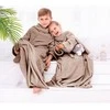 DecoKing Smėlinės spalvos vaikų antklodė LAZYKIDS 90×105 cm