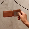 Dėklas Jabees magnetinė „Magsafe“ telefono piniginė 4 kortelėms su RFID užraktu ir stovu / „Magwallet Secure“, ruda