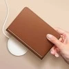 Dėklas pasui UNIQ Belmont su Apple Find My RFID blokavimas rudos spalvos
