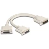 Delock Adapteris kabelis Y Splitter D-Sub HD 26 Pin kištukas į 2 x D-Sub HD 26 Pin lizdas su varžtais 30 cm (67171)