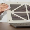 Filtras MOFT BodyGuardz Raudona light Converter - folia ochronna su konwerterem światła niebieskiego do MacBook Air 15'' 2025 M5 (BST5AMA53C026RS)