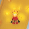 Glo Pals Glo Pals, Danielio Tigro figūrėlė vonioje – rinkinys su dviem sensoriniais kubeliais, švytinčiais vandenyje