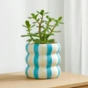 Home Styling Collection Keramikinė dryžuota vazono užvalkalas LINJE, 14 cm