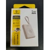 Baseus Powerbank 1640 mAh 5W EnerFill FW11 do Apple Watch su wbudowanym kablem - balta