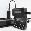 Qoltec Ni-MH AAA AA baterijų įkroviklis su LCD ir USB kabeliu