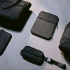 „Incase Crosstown Sleeve“ su „Woolenex“ dėklu ir kišene, skirtas „MacBook Pro 16 M4/M3/M2/M1/2024-2021“ (juodas)