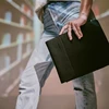 „Incase Crosstown Sleeve“ su „Woolenex“ dėklu ir kišene, skirtas „MacBook Pro 16 M4/M3/M2/M1/2024-2021“ (juodas)