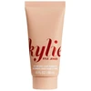 „Kylie Cosmetics Kylie Holiday Collection“ skystas švytėjimo suteikiantis pieštukas veidui ir kūnui „Radiant Glow“, 50 ml
