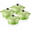 Le Creuset akmens masės indų rinkinys iš 4 smulkių troškintuvų 10x5cm ugnikalnio.