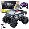 Lean Toys Nuotoliniu būdu valdomas policijos sunkvežimis su purškimo funkcija 1:16