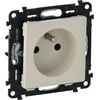Legrand Vieno lizdo su grietinėlės apertūra (753280)