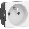 Legrand MOSAIC Socket 2P+Z prijungimas per automatinius gnybtus 16A-250V 278111L