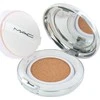 MAC Lightful C+ kompaktiškas makiažo pagrindas „Light Plus Rose“ SPF 50, 12 g