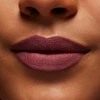 MAC Locked Kiss 24HR skysti lūpų dažai 52 Vixen, 4 ml