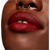 MAC, skysti lūpų dažai „Powder Kiss“, 5 ml