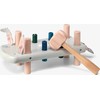 Micki Micki Pounding Bench, Senses
