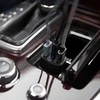Dėklas Nillkin Celerity automobilinis įkroviklis - 2x USB-A + 1x USB-C, 32W aukso spalvos