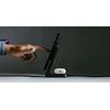 NOMAD Stand One – Qi2.2 25 W belaidis įkroviklis dviem įrenginiams, suderinamas su „MagSafe“, 4-osios kartos (karbidas)