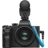 „Sennheiser MKE 400 Mobile Kit“ – kondensatorinis superkardioidinis mikrofonas su žemo dažnio filtru ir „Manfrotto“ trikoju