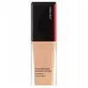 „Shiseido Synchro Skin Radiant Lifting“ skystas makiažo pagrindas, 310 Silk SPF 30, 30 ml